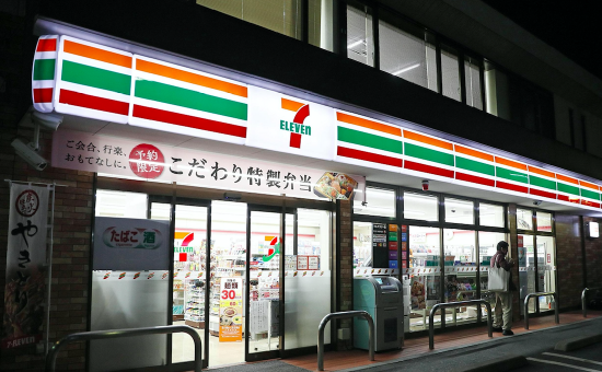 易宝配资 日本7-11便利店引入工作机器人 应对劳动力短缺问题